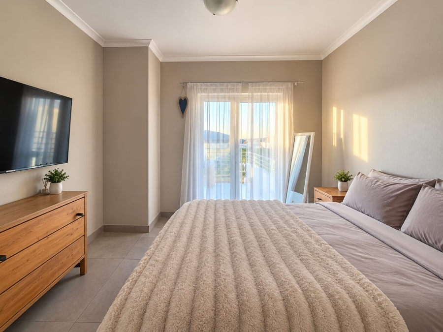 To Let 3 Bedroom Property for Rent in Parklands North Western Cape